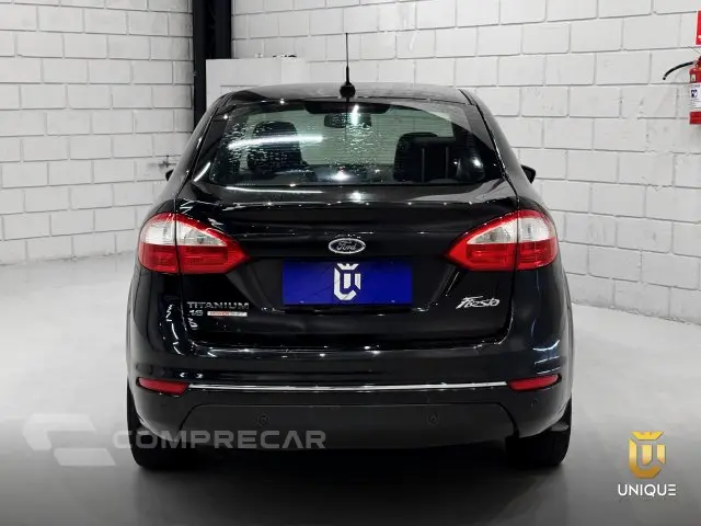 FIESTA SEDAN - 1.6 TITANIUM SEDAN 16V 4P AUTO