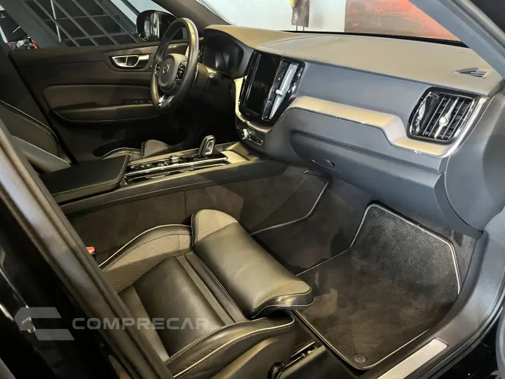 XC60 2.0 16V 4P T8 HYBRID R-DESIGN AWD GEARTRONIC AUTOMÁTICO