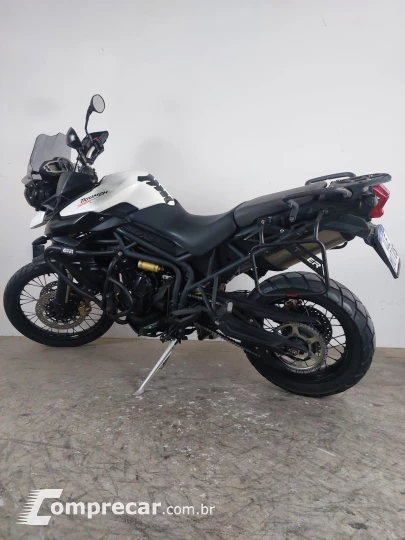 TRIUMPH TIGER 800 XCA