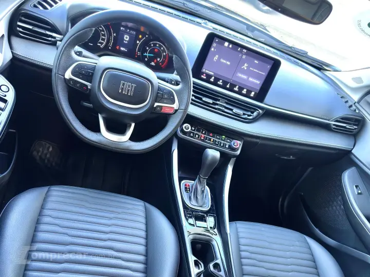 FASTBACK 1.0 TURBO 200 HYBRID AUDACE CVT