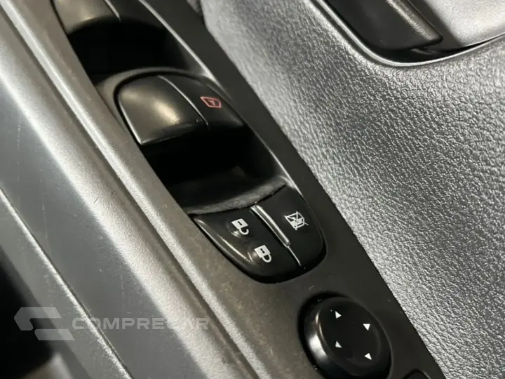 Kicks 1.6 16V Flexstart Active Xtronic