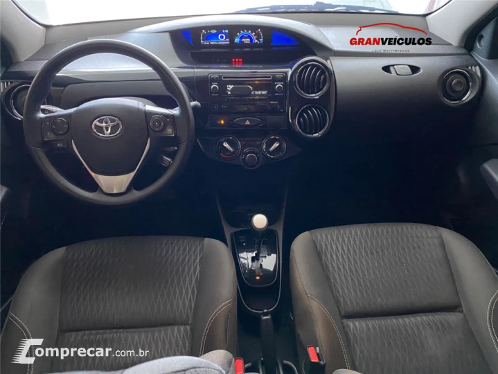 ETIOS 1.5 X PLUS SEDAN 16V FLEX 4P AUTOMÁTICO