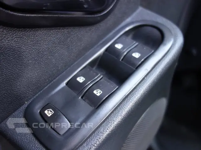 DUSTER - 2.0 DYNAMIQUE 4X2 16V 4P AUTOMÁTICO