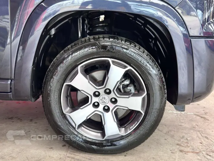 RAMPAGE 2.0 HURRICANE 4 TURBO GASOLINA LARAMIE 4X4 AUTOMÁTIC