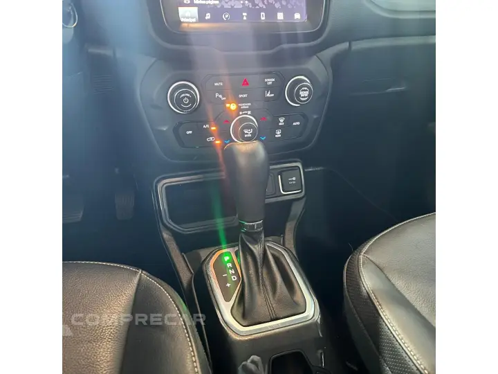 RENEGADE 1.3 T270 TURBO FLEX LONGITUDE AT6