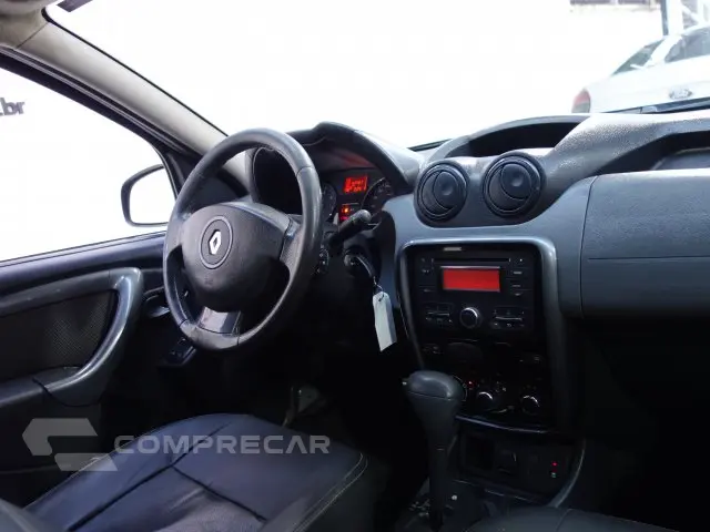 DUSTER - 2.0 DYNAMIQUE 4X2 16V 4P AUTOMÁTICO