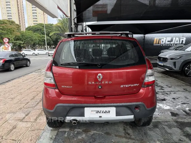 SANDERO - 1.6 STEPWAY 8V 4P MANUAL