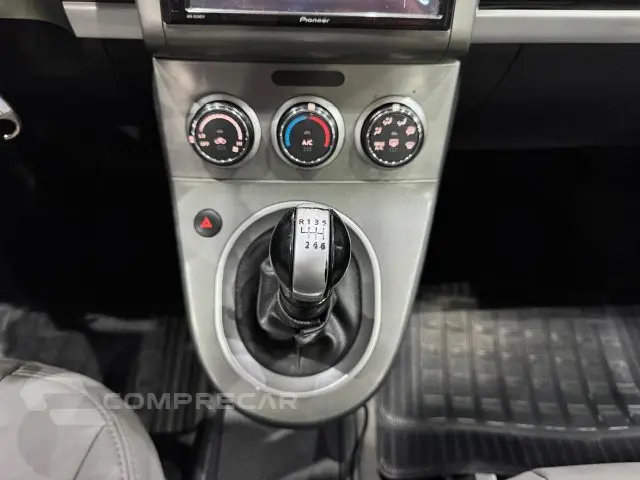 SENTRA - 2.0 16V 4P MANUAL