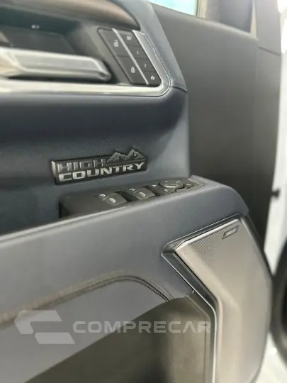 SILVERADO 5.3 V8 1500 High Country 4X4