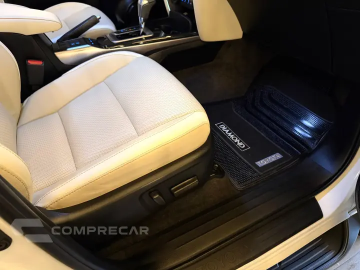 HILUX SW4 2.8 D-4D TURBO DIESEL DIAMOND 7L 4X4 AUTOMÁTICO