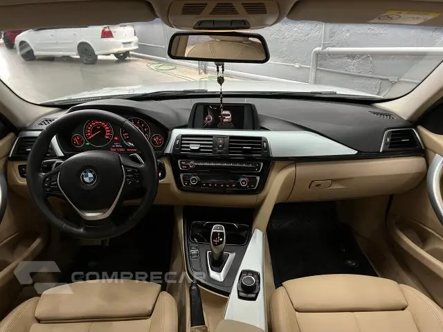 320i - 2.0 SPORT 16V TURBO ACTIVE 4P AUTOMÁTICO