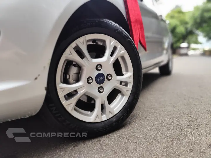 FIESTA 1.6 SE HATCH 16V FLEX 4P MANUAL