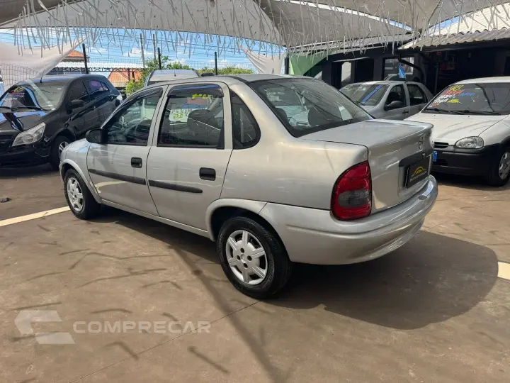 Classic 1.0 Mpfi Vhc Life 8V Gasolina 4P Manual