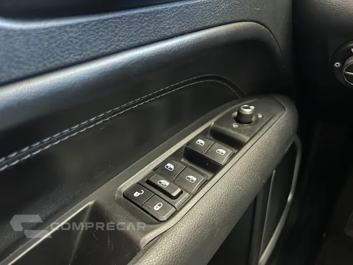 COMPASS LONG. T270 1.3 TB 4x2 Flex Aut.