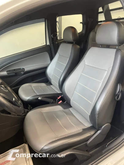 SAVEIRO 1.6 Cross CD 16V