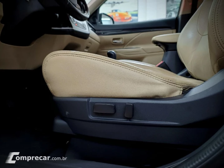 OUTLANDER 3.0 GT 4X4 V6 24V GASOLINA 4P AUTOMATICO