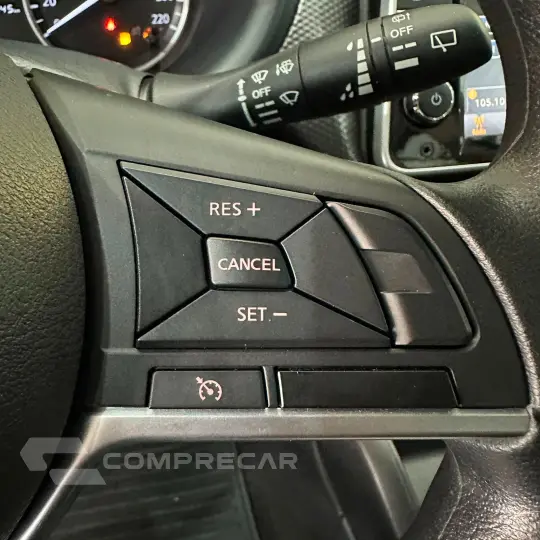 KICKS Sense 1.6 16V Flex Aut.