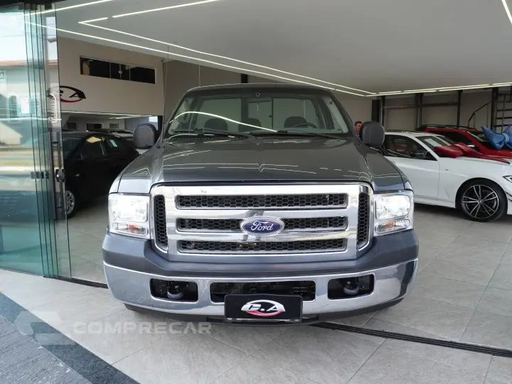 F-250 4.2 XLT 4X2 CS TURBO DIESEL 2P MANUAL