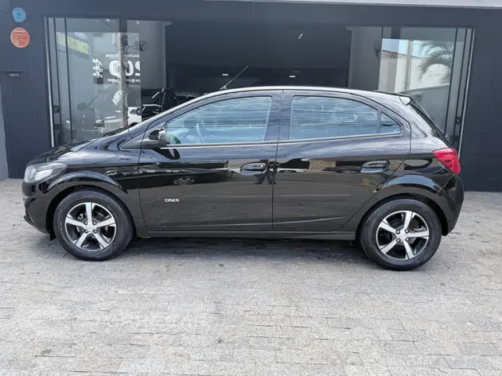 ONIX 1.4 MPFI LTZ 8V