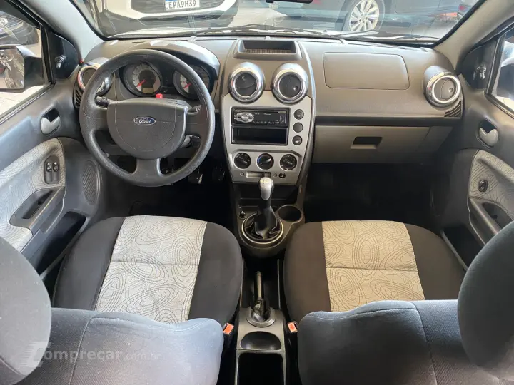 FIESTA 1.6 MPI Class Sedan 8V