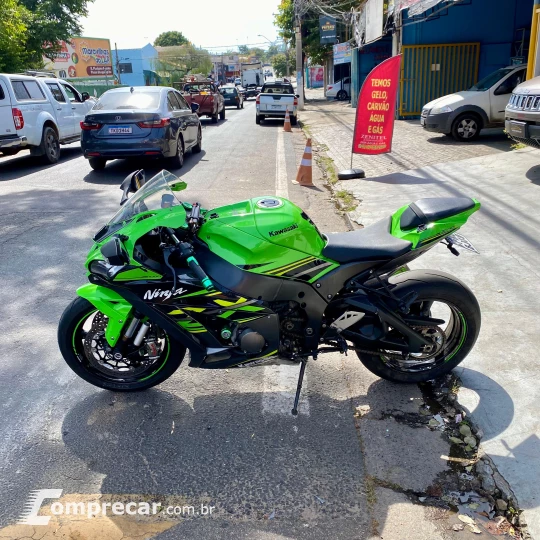 NINJA ZX10R