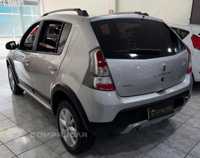 SANDERO STEPWAY
