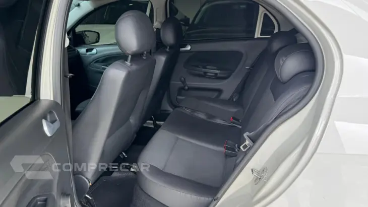 GOL 1.6 MI Trendline 8V