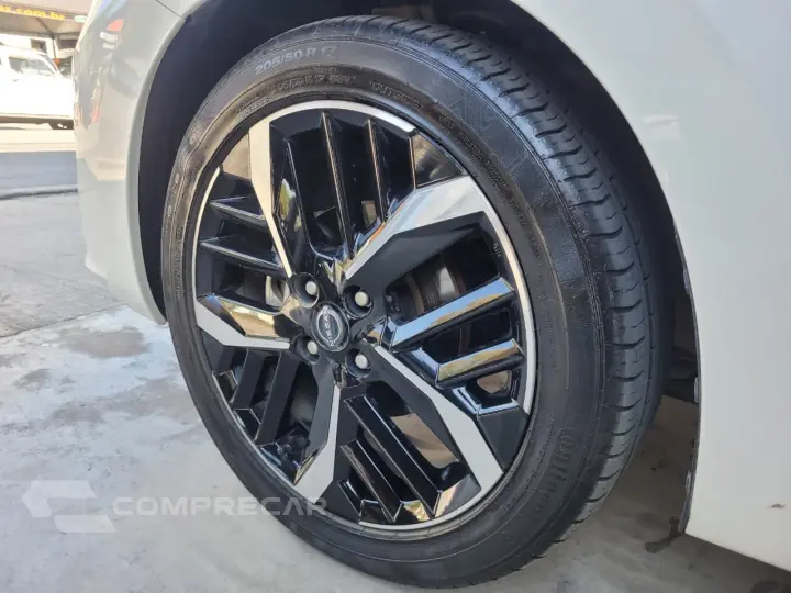 VERSA Exclusive 1.6 16V Flex Aut.