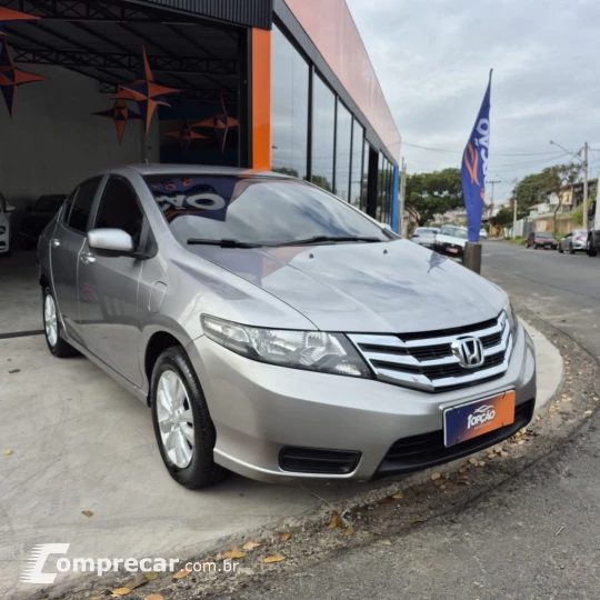 CITY Sedan LX 1.5 Flex 16V 4p Mec.