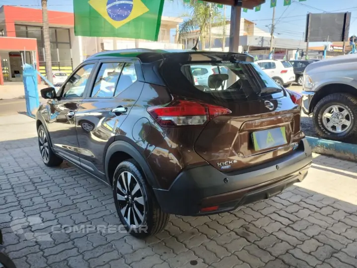 Kicks 1.6 16V 4P FLEXSTART SL X-TRONIC AUTOMÁTICO CVT