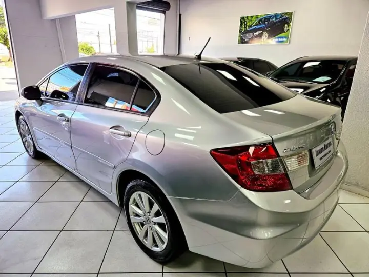 CIVIC LXR 2.0 16V FLEX AUT.