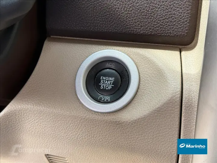 2500 6.4 V8 HEMI GASOLINA LARAMIE CD 4WD AUTOMÁTI