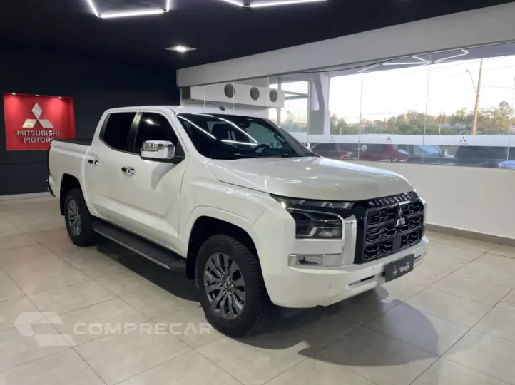 TRITON 2.4 Biturbo CD Hpe-s 4X4
