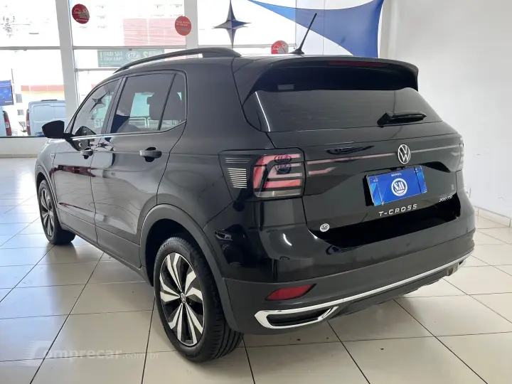 T-CROSS 1.0 200 TSI TOTAL FLEX COMFORTLINE AUTOMÁTICO