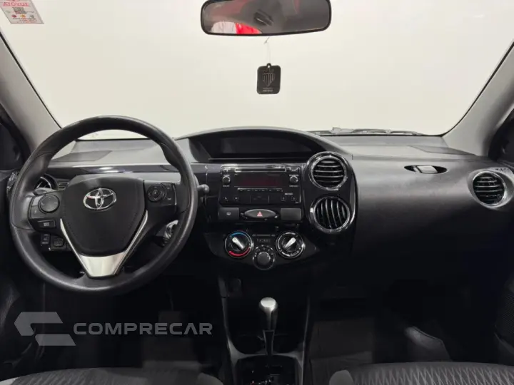 ETIOS 1.5 X PLUS SEDAN 16V FLEX 4P AUTOMÁTICO