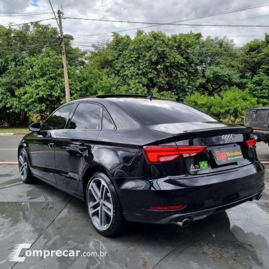A3 2.0 TFSI Sedan Performance Black