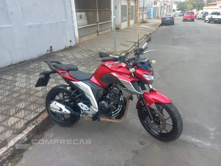 Fazer 250