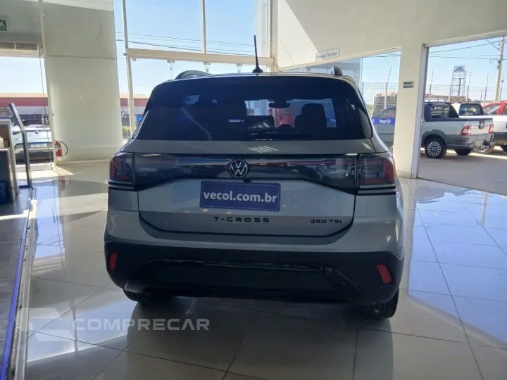 T-Cross 1.4 4P 250 TSI FLEX HIGHLINE AUTOMÁTICO