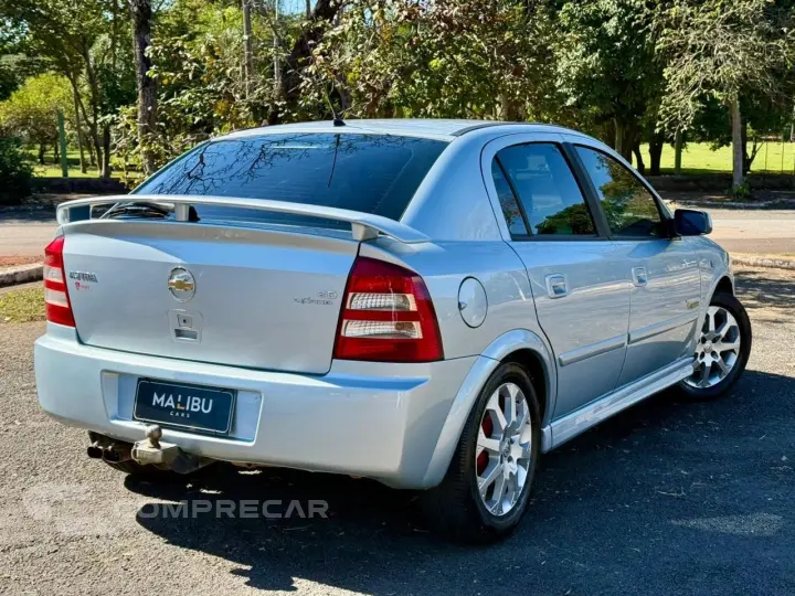 ASTRA 2.0 MPFI Advantage 8V