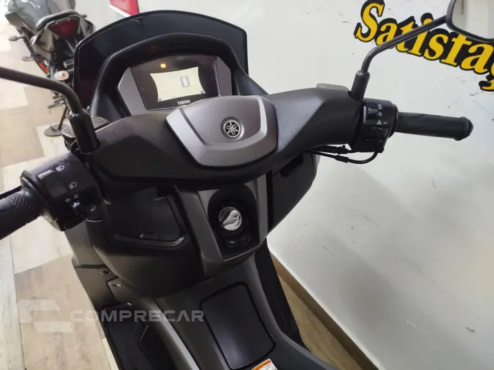 NMAX CONNECT 160 ABS