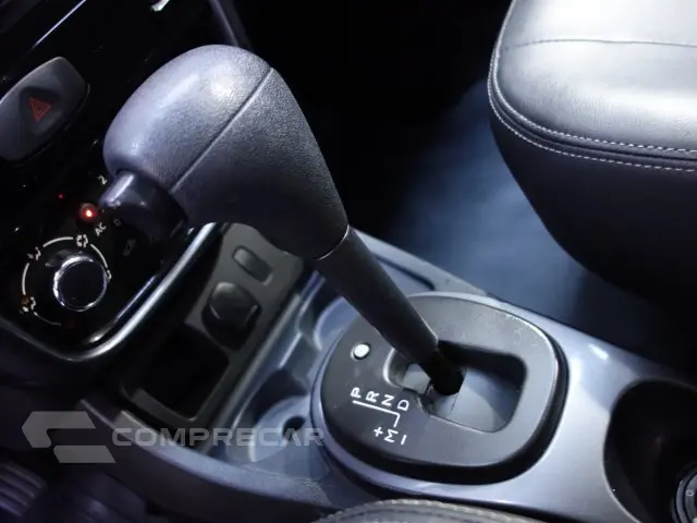 DUSTER - 2.0 DYNAMIQUE 4X2 16V 4P AUTOMÁTICO