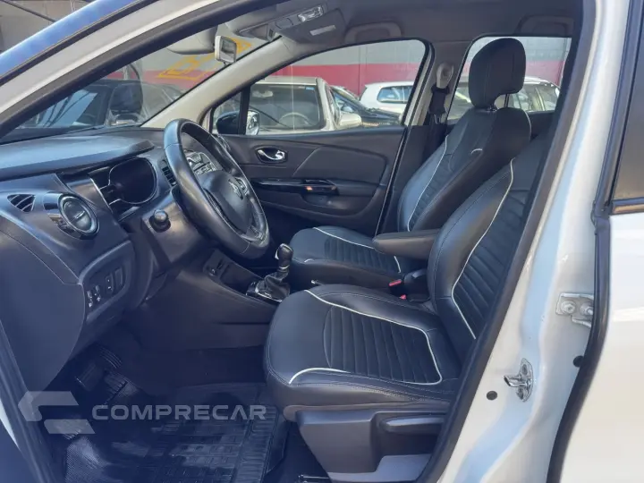 Captur 1.6 16V 4P FLEX SCE INTENSE X-TRONIC CVT