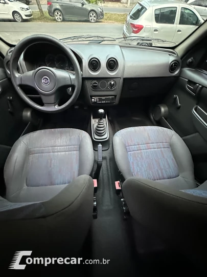 CELTA 1.0 MPFI Life 8V