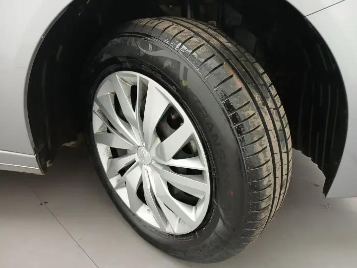 208 1.0 FIREFLY FLEX LIKE MANUAL