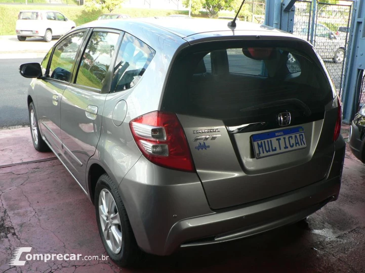 FIT 1.4 LX 16V