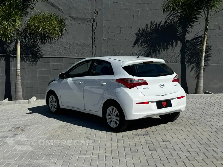 HB20 1.6 Comfort Plus 16V