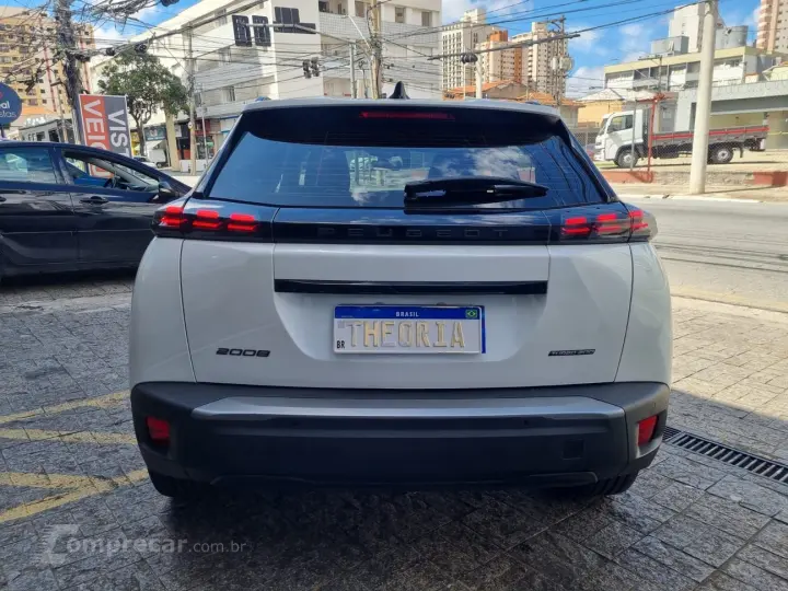 PEUGEOT 2008 1.0 TURBO 200 ALLURE 2025