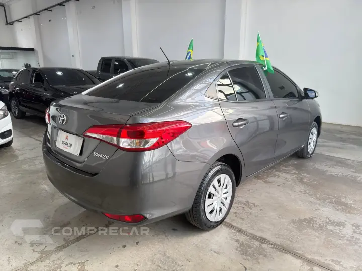 YARIS 1.5 16V Sedan XL