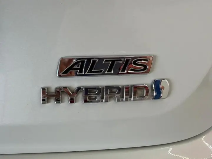 COROLLA ALTIS HV