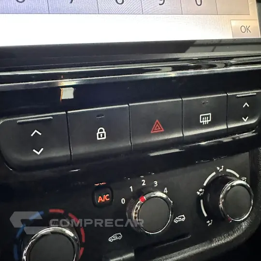 Kwid KWID Intense 1.0 Flex 12V 5p Mec.